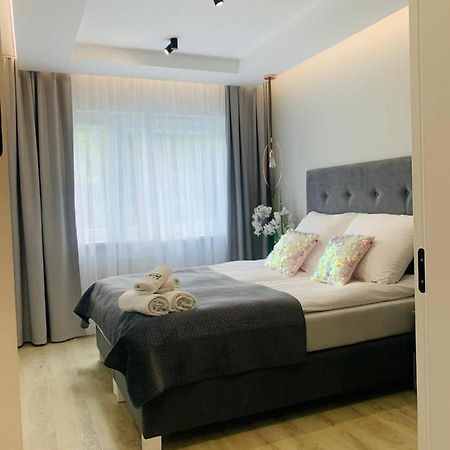 Apartament Moniuszko Z Parkingiem Podziemnym 고르주프비엘코폴스키 외부 사진