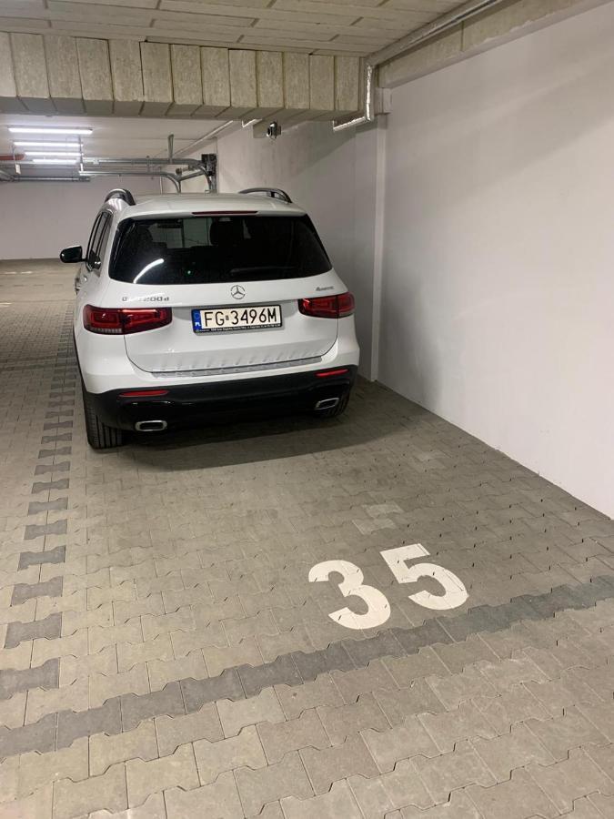Apartament Moniuszko Z Parkingiem Podziemnym 고르주프비엘코폴스키 외부 사진